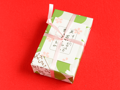 桜もち箱詰
